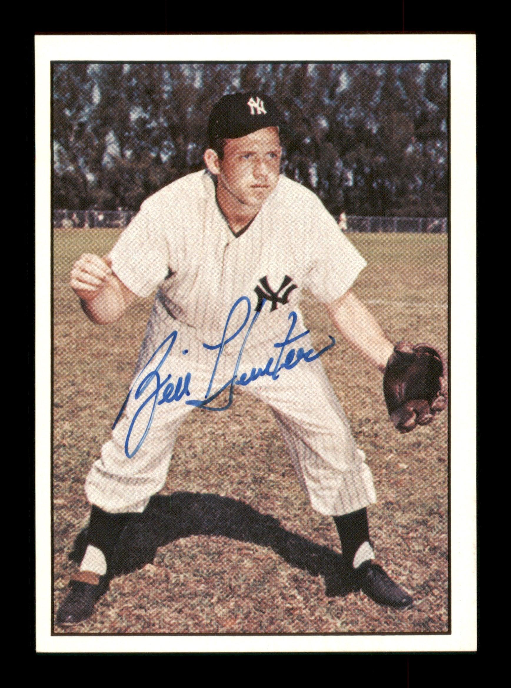 Billy Hunter Autographed 1981 TCMA Card #118 New York Yankees SKU #189288