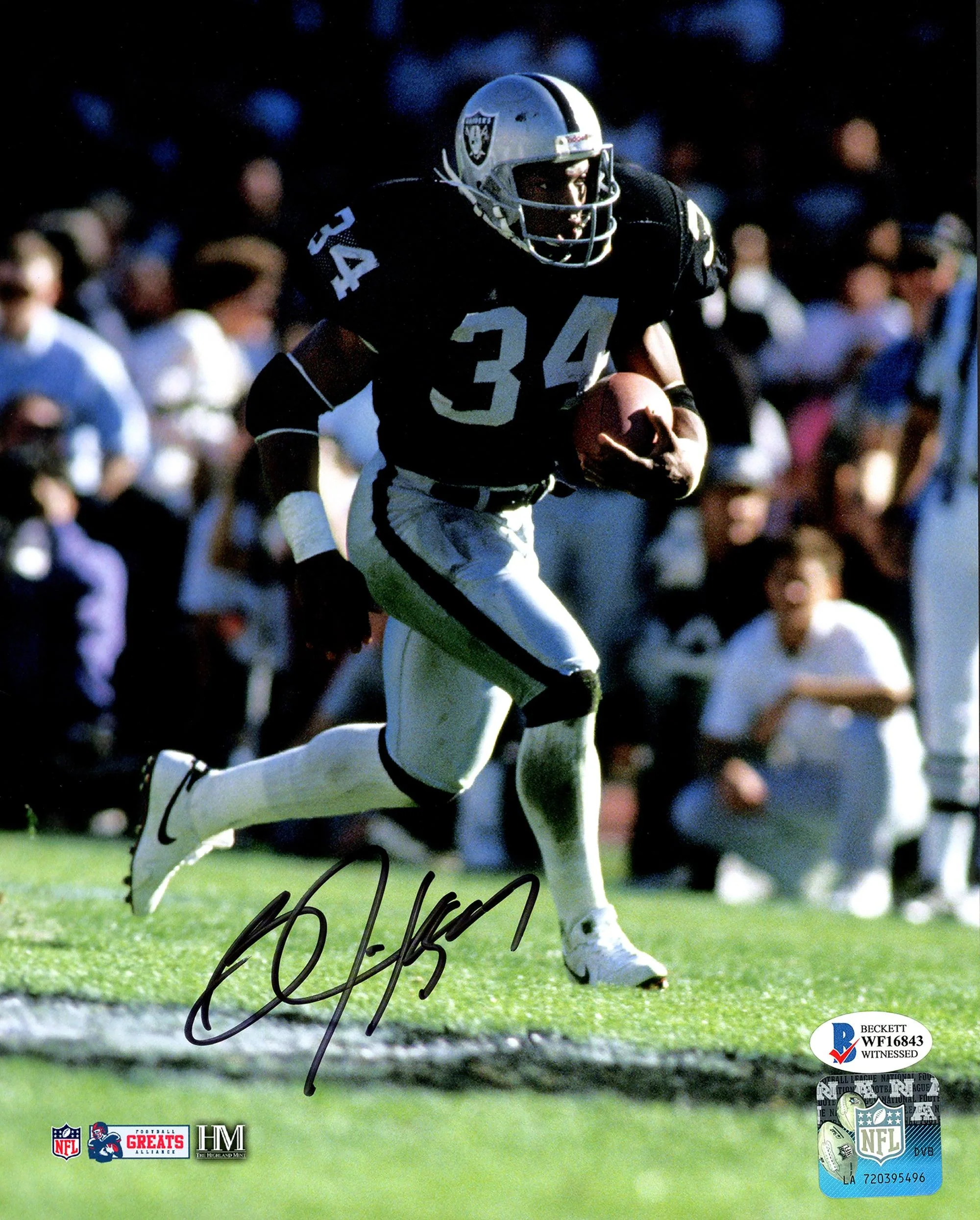 Bo Jackson Autographed Framed 8x10 Photo Oakland Raiders Beckett BAS Stock #209429 - Image 2