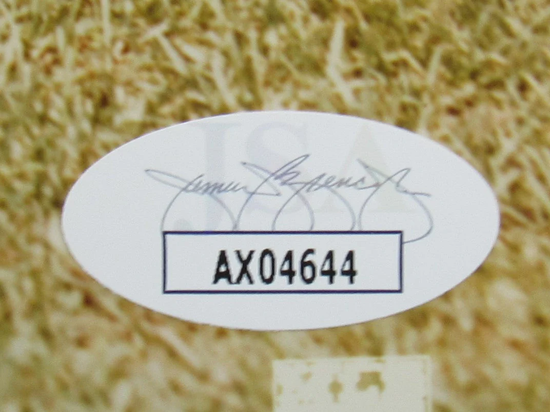 Brooks Robinson Signed 8x10 Photo JSA AX04644 - Image 3