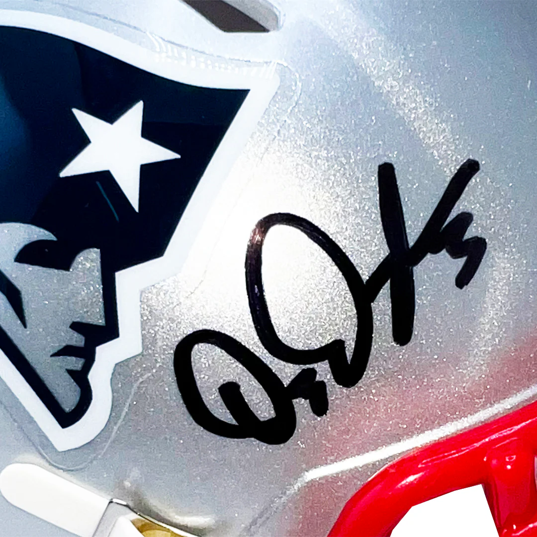 DeMario Douglas Signed New England Patriots Speed Mini Football Helmet (Beckett) - Image 2