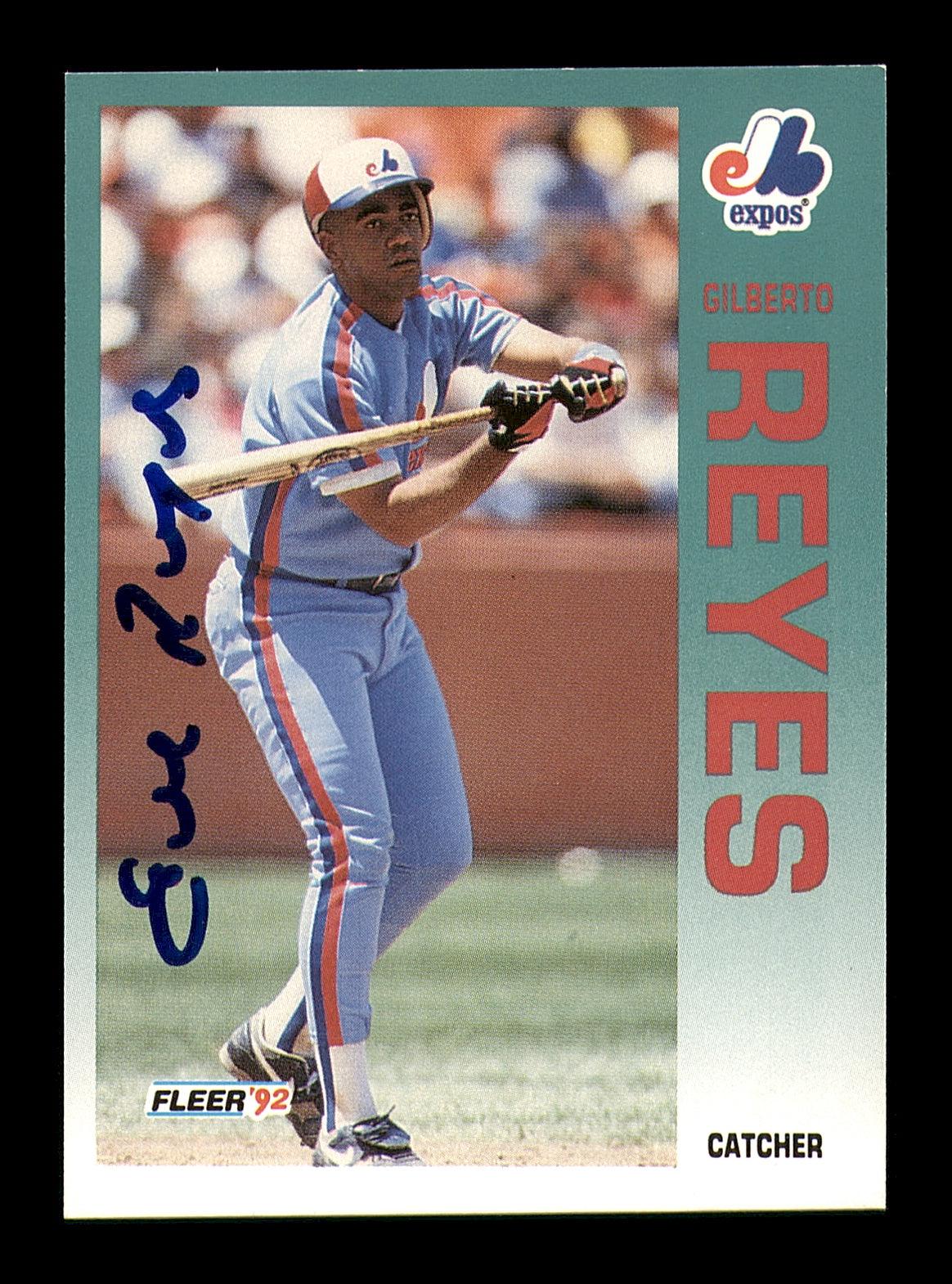 Gilberto Reyes Autographed 1992 Fleer Card #489 Montreal Expos SKU #183537