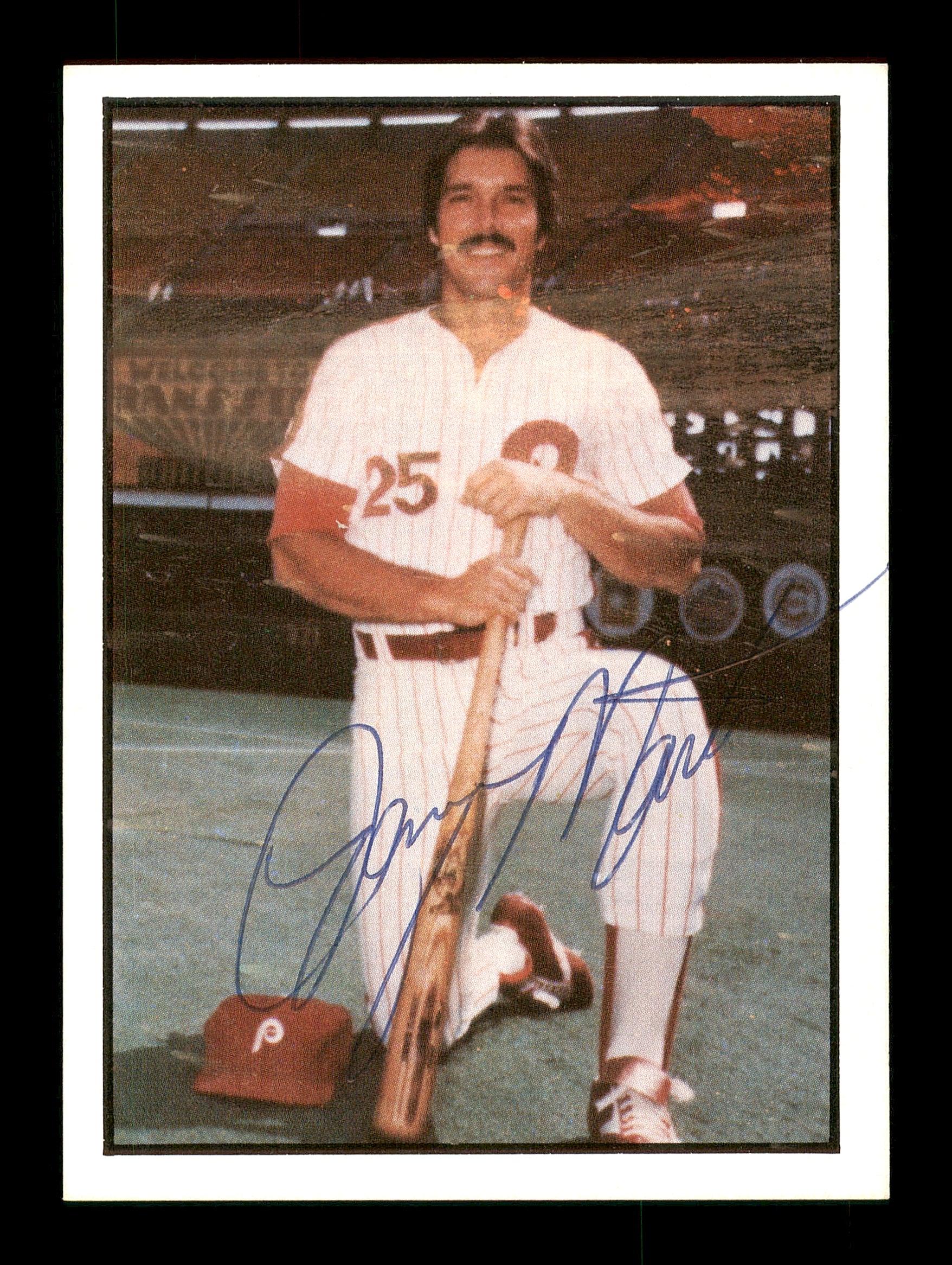 Jerry Martin Autographed 1978 SSPC Card #51 Philadelphia Phillies SKU #172268