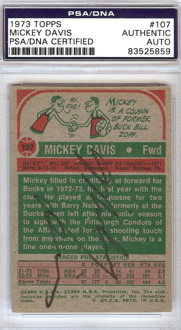 Mickey Davis Autographed 1973 Topps Card #107 Milwaukee Bucks PSA/DNA #83525859