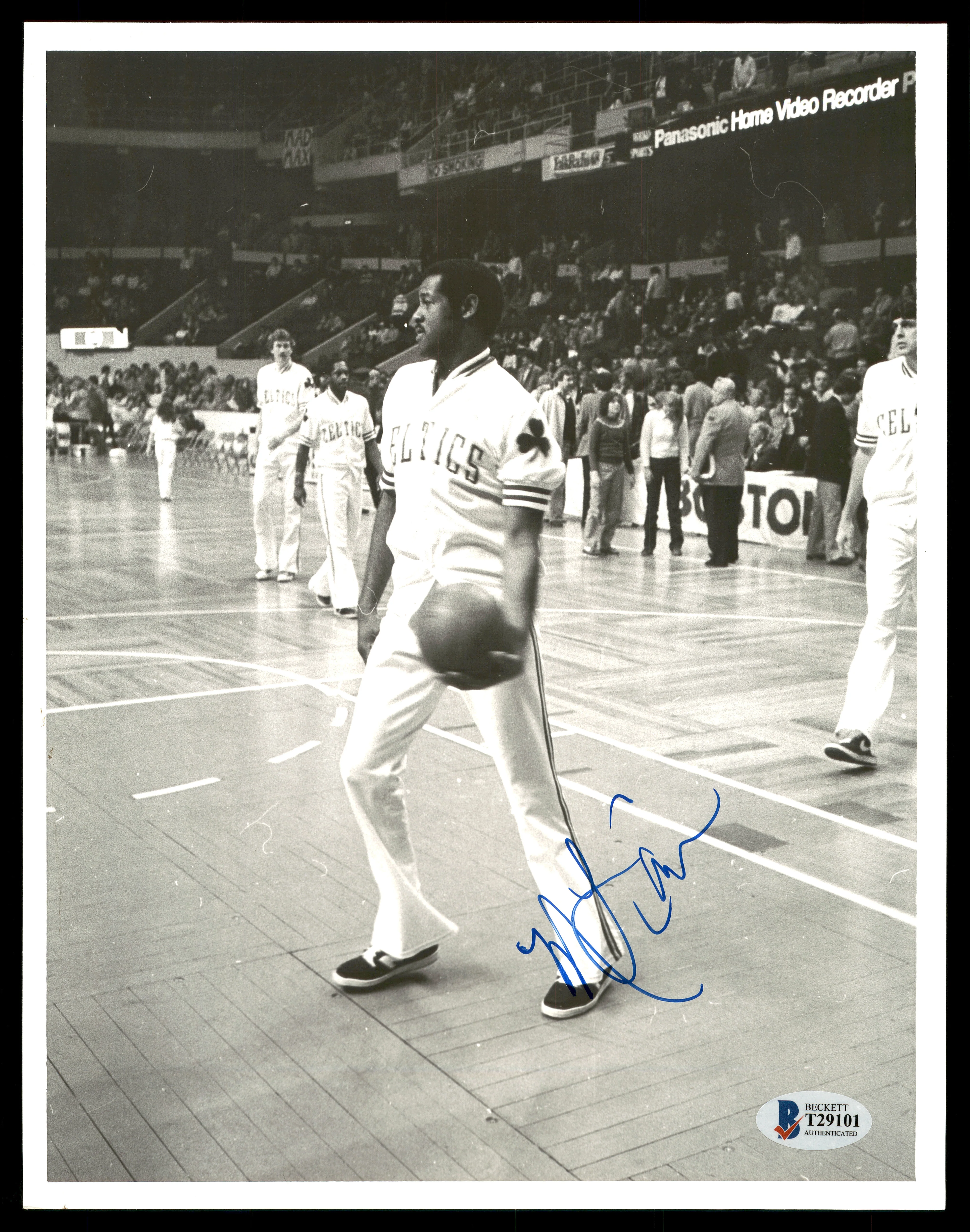 M.L. ML Carr Autographed 8x10 Photo Boston Celtics Vintage Beckett BAS #T29101