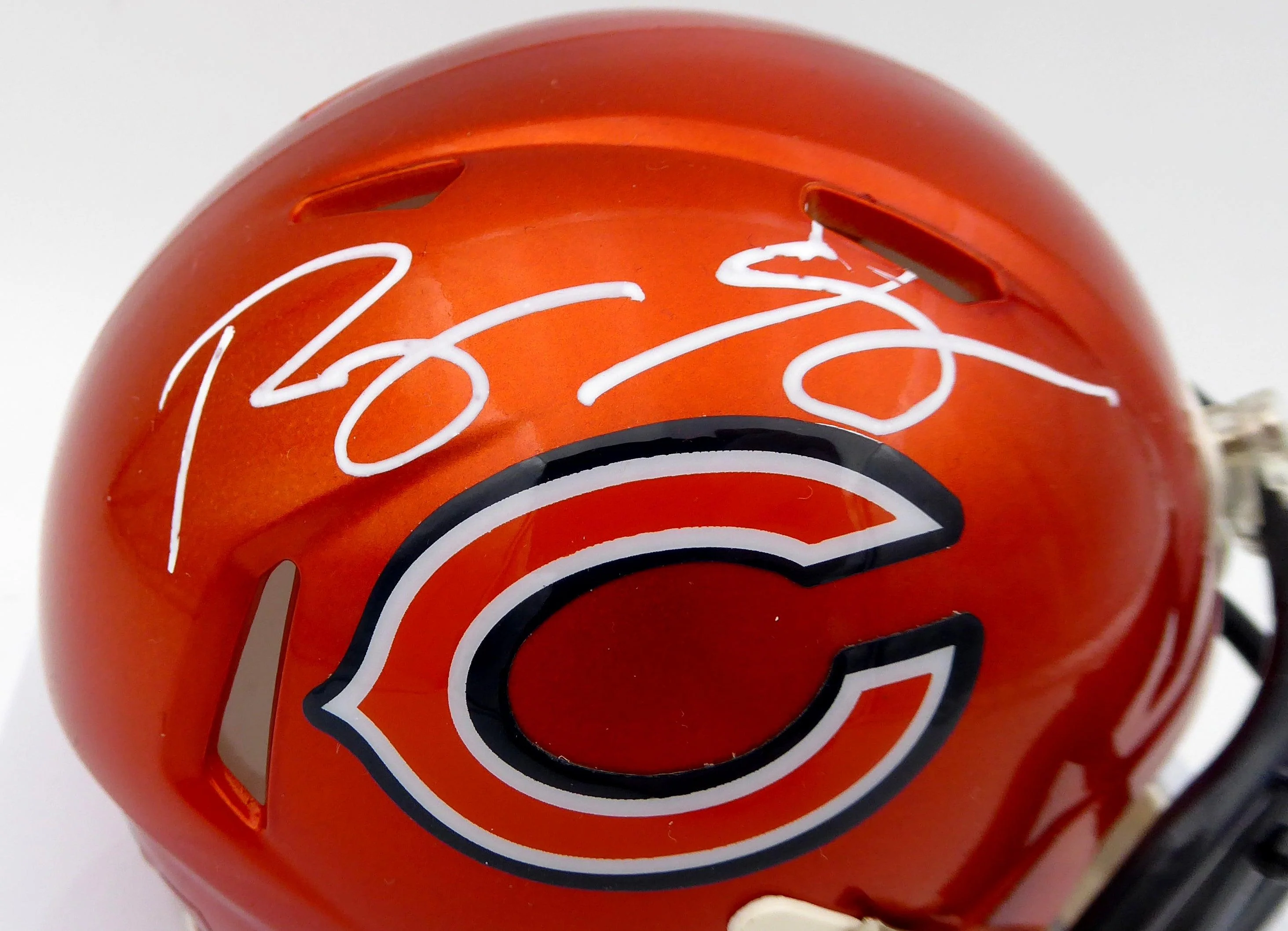 Roquan Smith Autographed Chicago Bears Flash Orange Speed Mini Helmet (Bubbled) Beckett BAS #WW01073 - Image 2