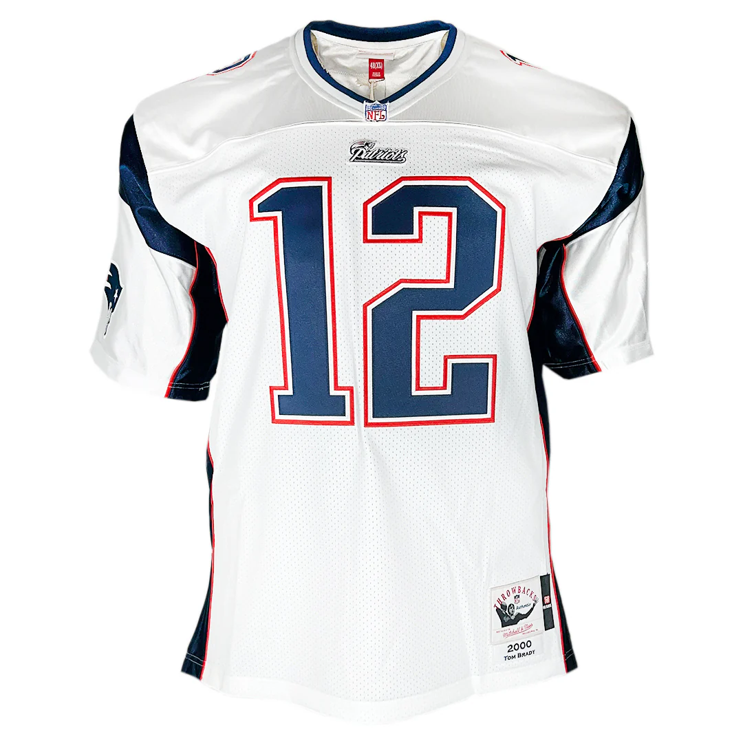 Tom Brady Signed New England Patriots Mitchell & Ness Throwbacks 2000 Authentic Football Jersey (Fanatics ZL88428823) - Image 3