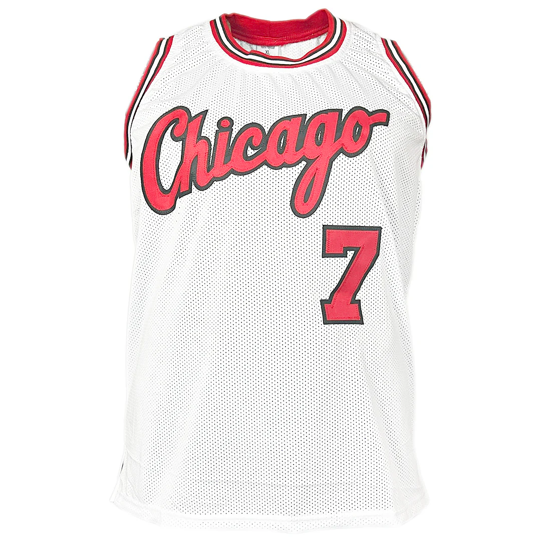 Toni Kukoc Signed HOF 21 Inscription Chicago White Basketball Jersey (Beckett) - Image 3